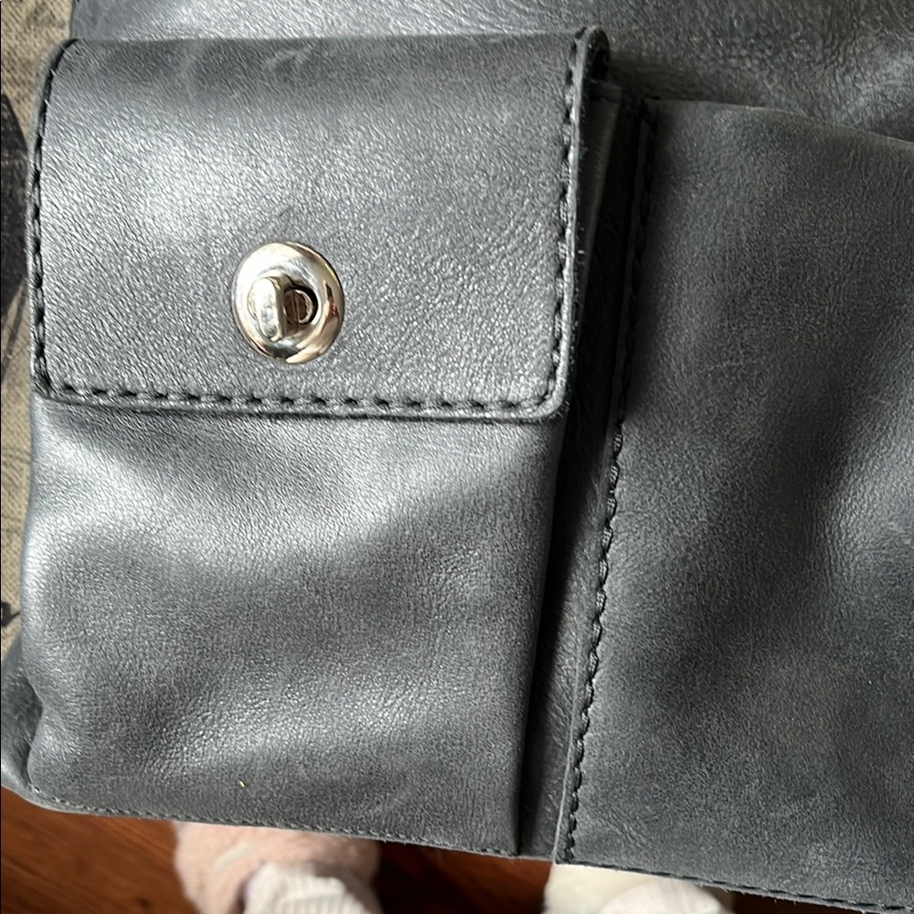 Roots new Leather messenger Crossbody Tote Bag - Black - Picture 3 of 8